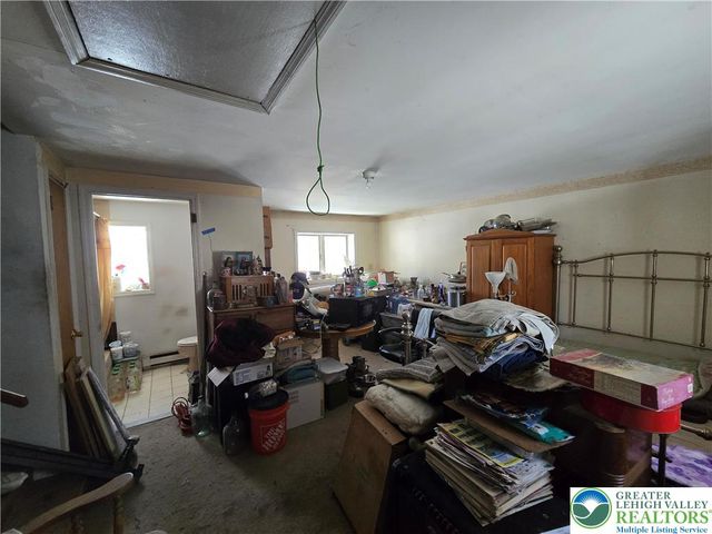 348 Carnation Road, Middle Smithfield Twp, PA 18302