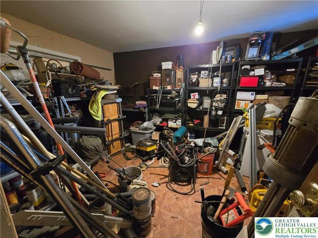 348 Carnation Road, Middle Smithfield Twp, PA 18302