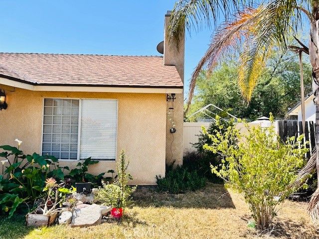 441 Placentia, Perris, CA 92571