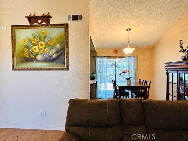 441 Placentia, Perris, CA 92571
