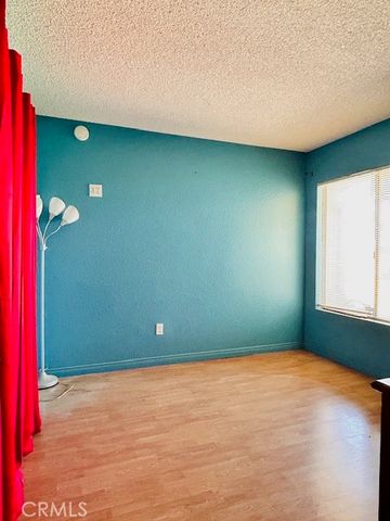 441 Placentia, Perris, CA 92571