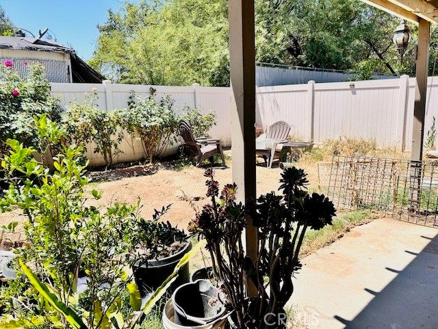441 Placentia, Perris, CA 92571