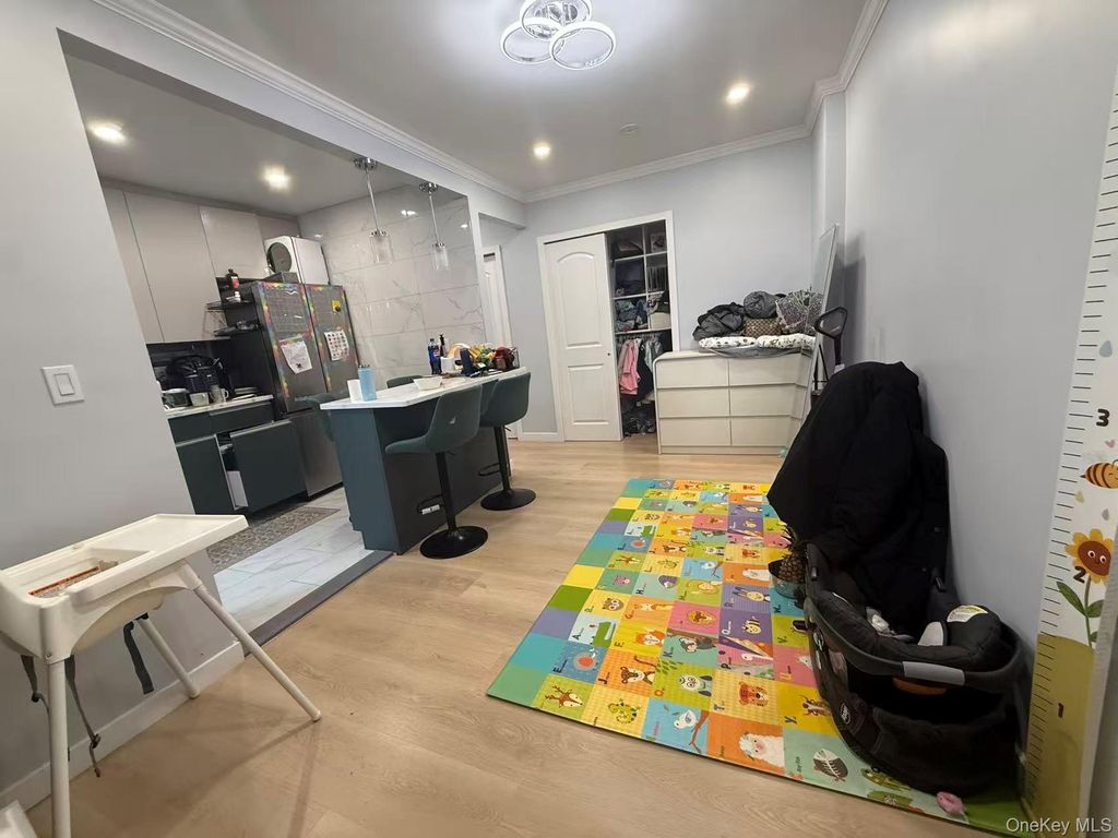 73-63 Bell Blvd 5K, Bayside, NY 11364 — exterior