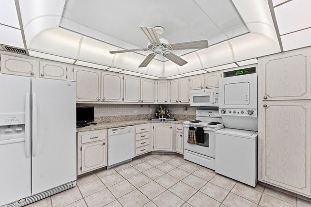 501 SW 11th Place 412, Boca Raton, FL 33432