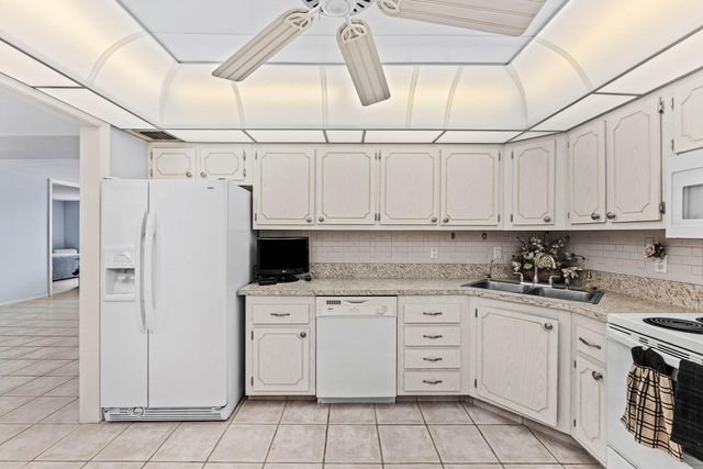 501 SW 11th Place 412, Boca Raton, FL 33432