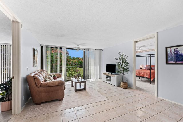 501 SW 11th Place 412, Boca Raton, FL 33432