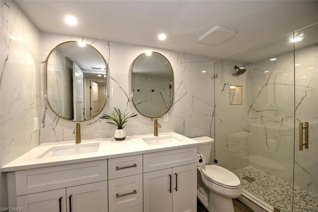 1100 8th AVE S 106C, Naples, FL 34102