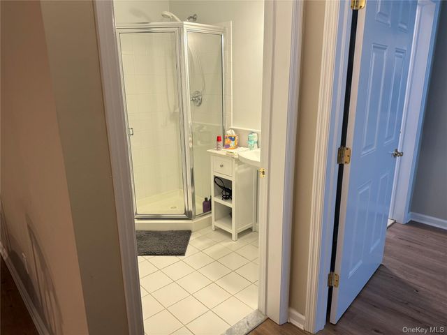 404 Lennox Drive 404, Saint James, NY 11780