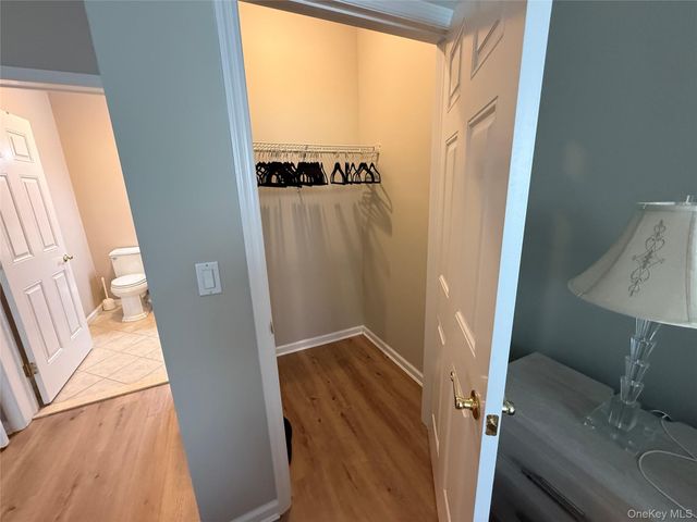 404 Lennox Drive 404, Saint James, NY 11780