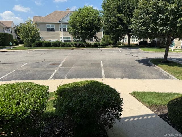 404 Lennox Drive 404, Saint James, NY 11780