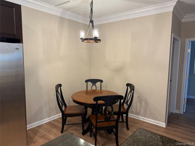 404 Lennox Drive 404, Saint James, NY 11780