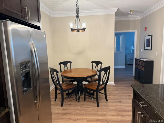 404 Lennox Drive 404, Saint James, NY 11780