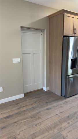 5630 Seminole Valley Trail NE, Cedar Rapids, IA 52411