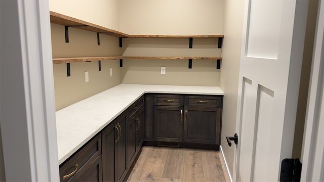 5630 Seminole Valley Trail NE, Cedar Rapids, IA 52411