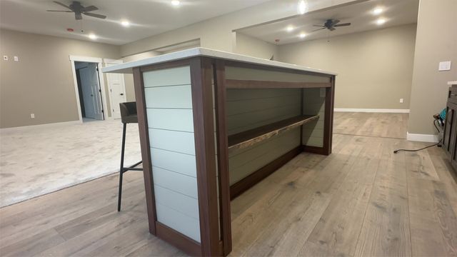 5630 Seminole Valley Trail NE, Cedar Rapids, IA 52411