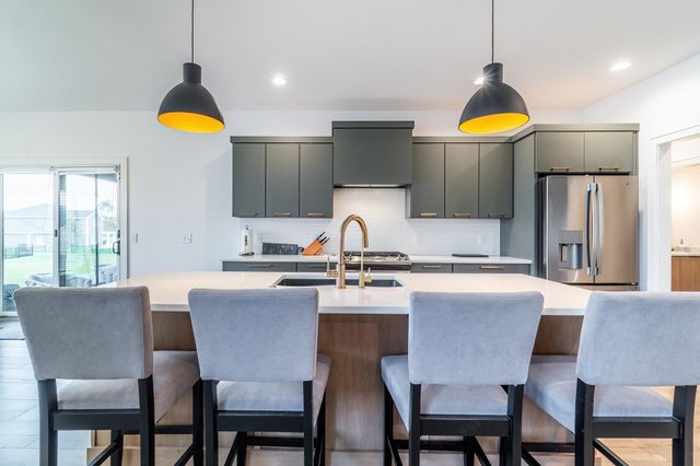 6161 Bateleur Court, Fort Wayne, IN 46845