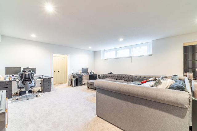 6161 Bateleur Court, Fort Wayne, IN 46845