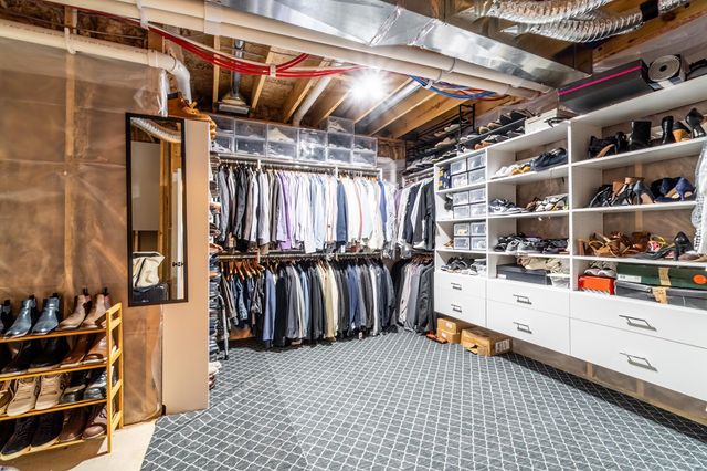 6161 Bateleur Court, Fort Wayne, IN 46845