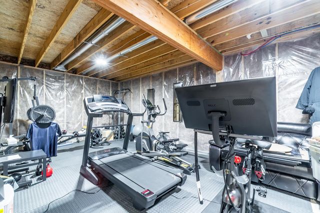 6161 Bateleur Court, Fort Wayne, IN 46845