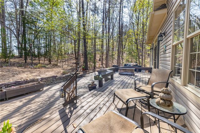 3 Halyard Way, Salem, SC 29676