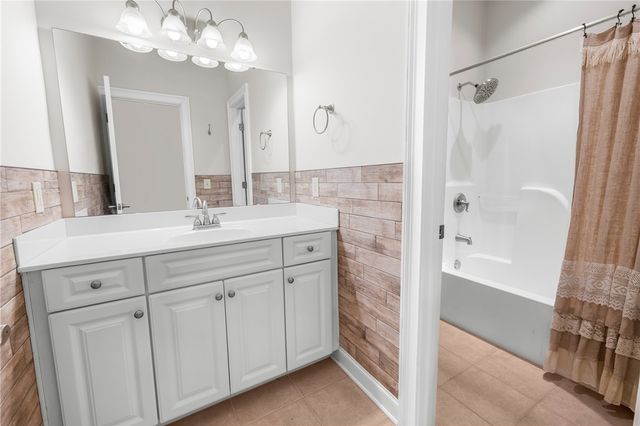 3 Halyard Way, Salem, SC 29676