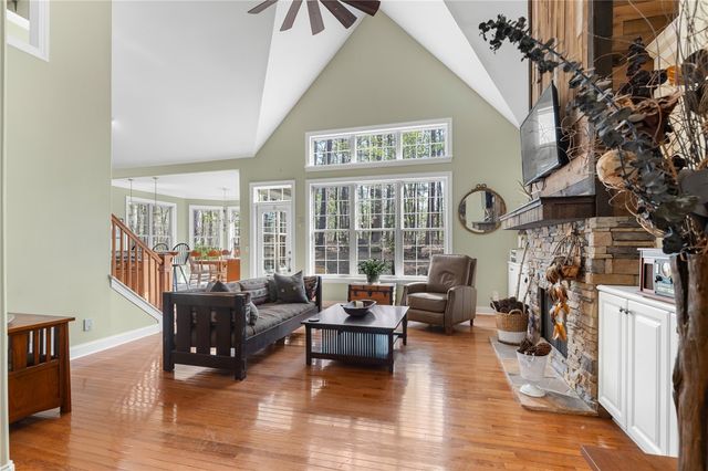 3 Halyard Way, Salem, SC 29676