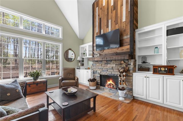 3 Halyard Way, Salem, SC 29676