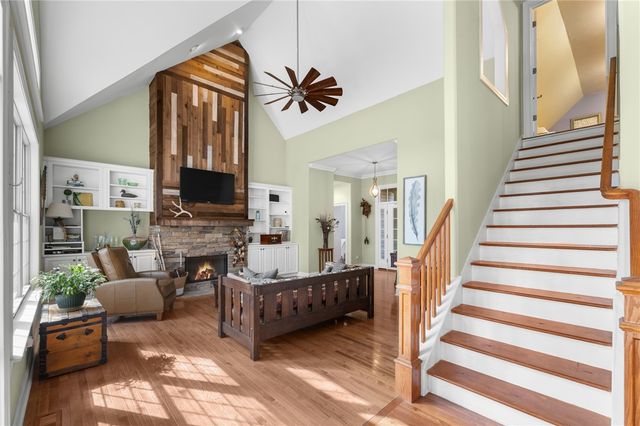 3 Halyard Way, Salem, SC 29676