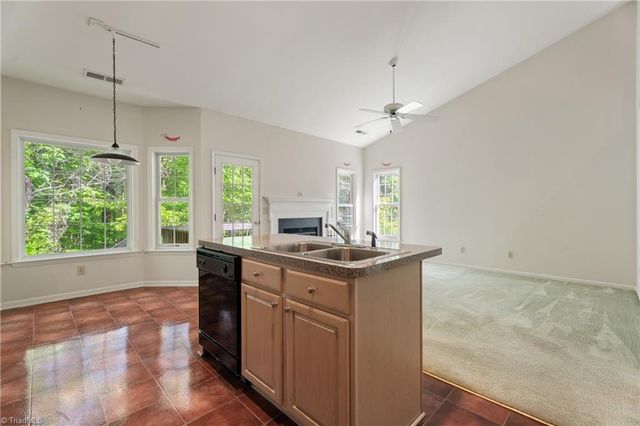 5605 Angel Oaks Drive, Winston-salem, NC 27105