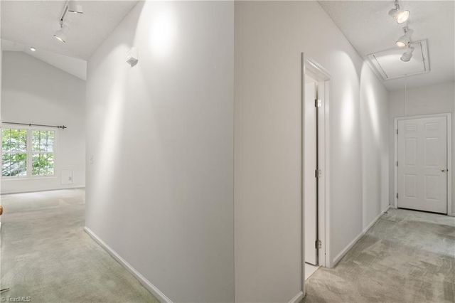 5605 Angel Oaks Drive, Winston-salem, NC 27105