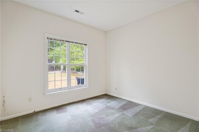 5605 Angel Oaks Drive, Winston-salem, NC 27105