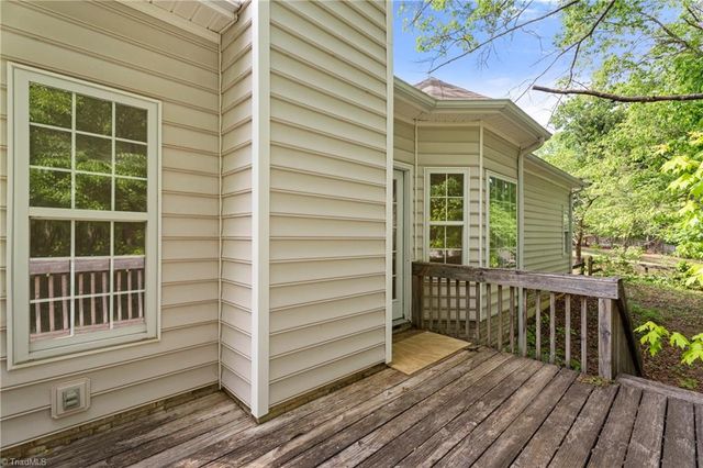 5605 Angel Oaks Drive, Winston-salem, NC 27105