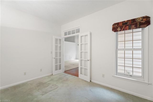 5605 Angel Oaks Drive, Winston-salem, NC 27105