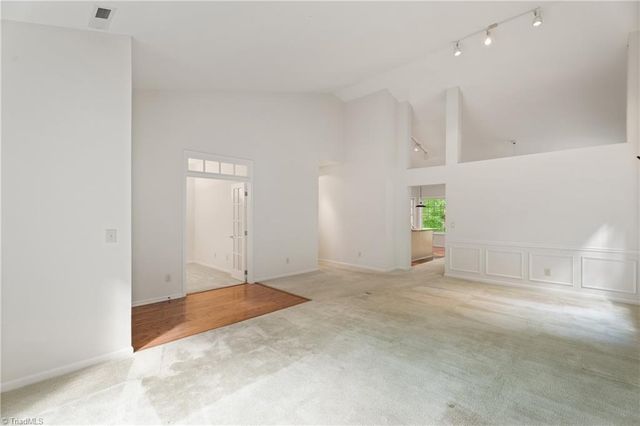 5605 Angel Oaks Drive, Winston-salem, NC 27105