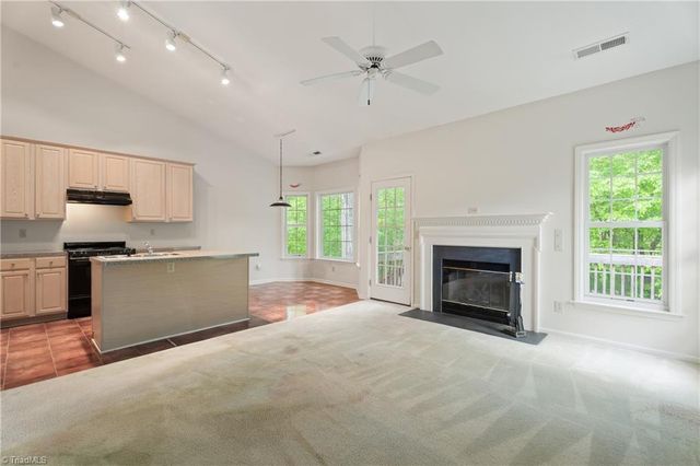 5605 Angel Oaks Drive, Winston-salem, NC 27105