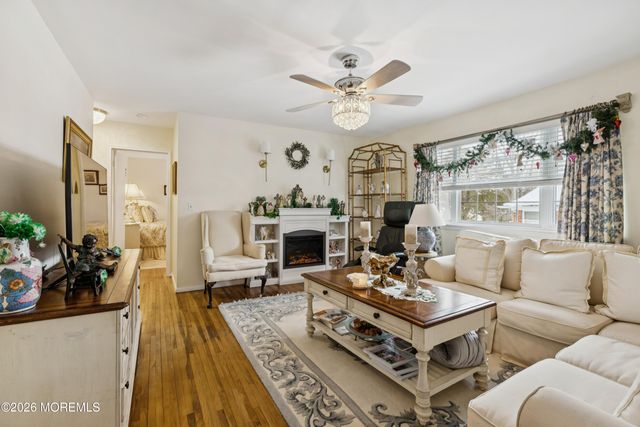 144 Azalea Drive B, Manchester, NJ 08759