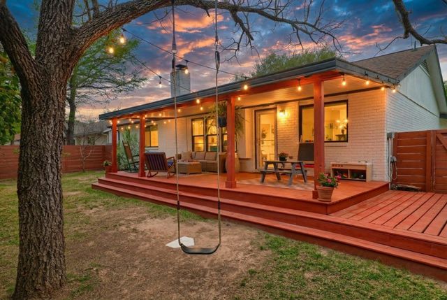 6701 Lancret Hill DR, Austin, TX 78745