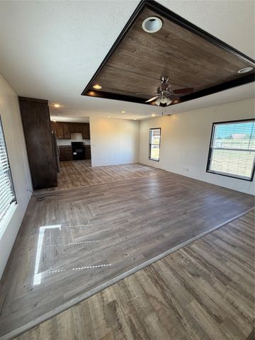 408 County Road 4415, Whitewright, TX 75491