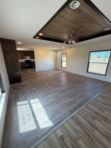 408 County Road 4415, Whitewright, TX 75491