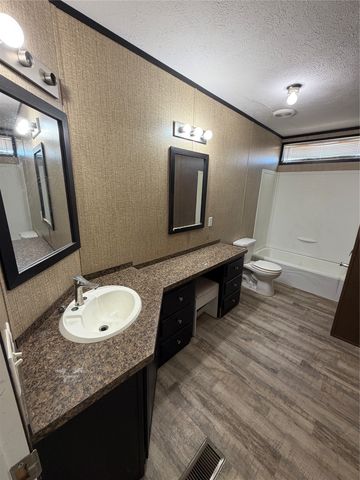 408 County Road 4415, Whitewright, TX 75491
