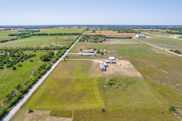 408 County Road 4415, Whitewright, TX 75491
