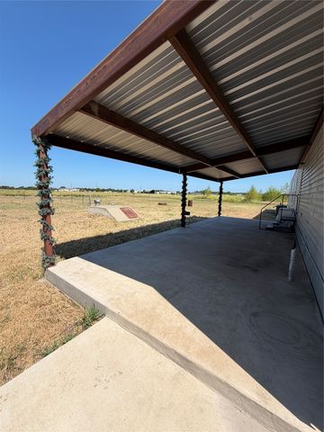 408 County Road 4415, Whitewright, TX 75491