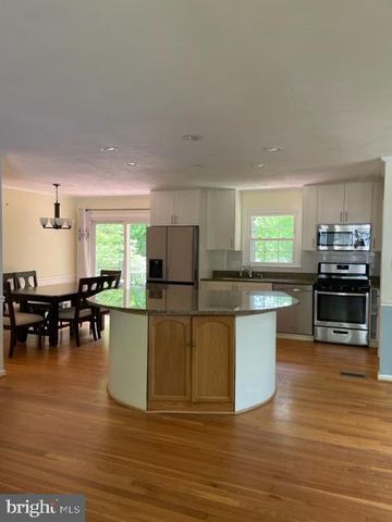 1107 WARE SW, Vienna, VA 22180