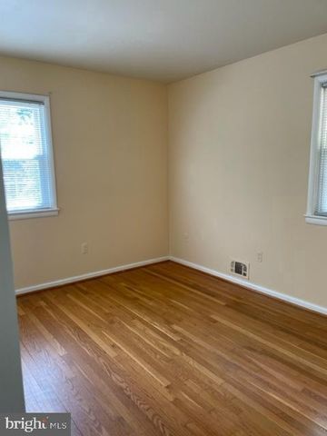 1107 WARE SW, Vienna, VA 22180