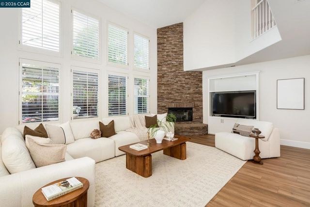 9321 Mediar Dr, San Ramon, CA 94582