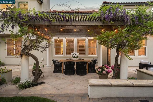 9321 Mediar Dr, San Ramon, CA 94582