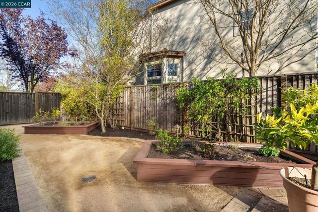 9321 Mediar Dr, San Ramon, CA 94582