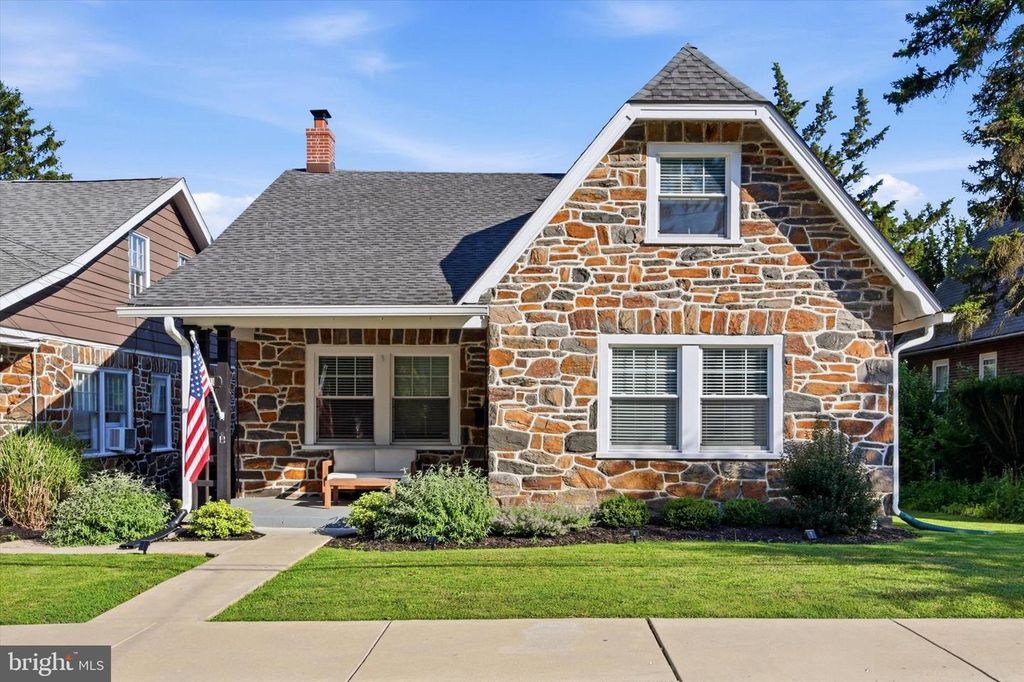 124 PRICE ST, West Chester, PA 19382