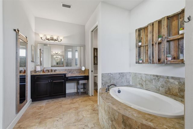 6658 COUNTRY CLUB ROAD, Wesley Chapel, FL 33544