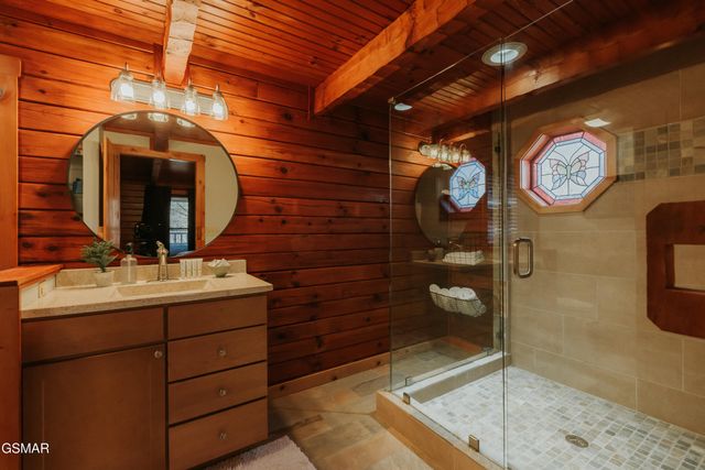 1522 Ridgecrest Drive, Sevierville, TN 37876